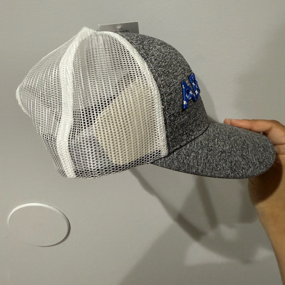 ARIAT Men's Grey Heather Baseball Cap‎ with Flag Design - Picture 4 of 6